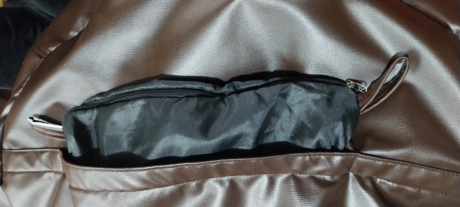 Extra Safety/Refill pocket